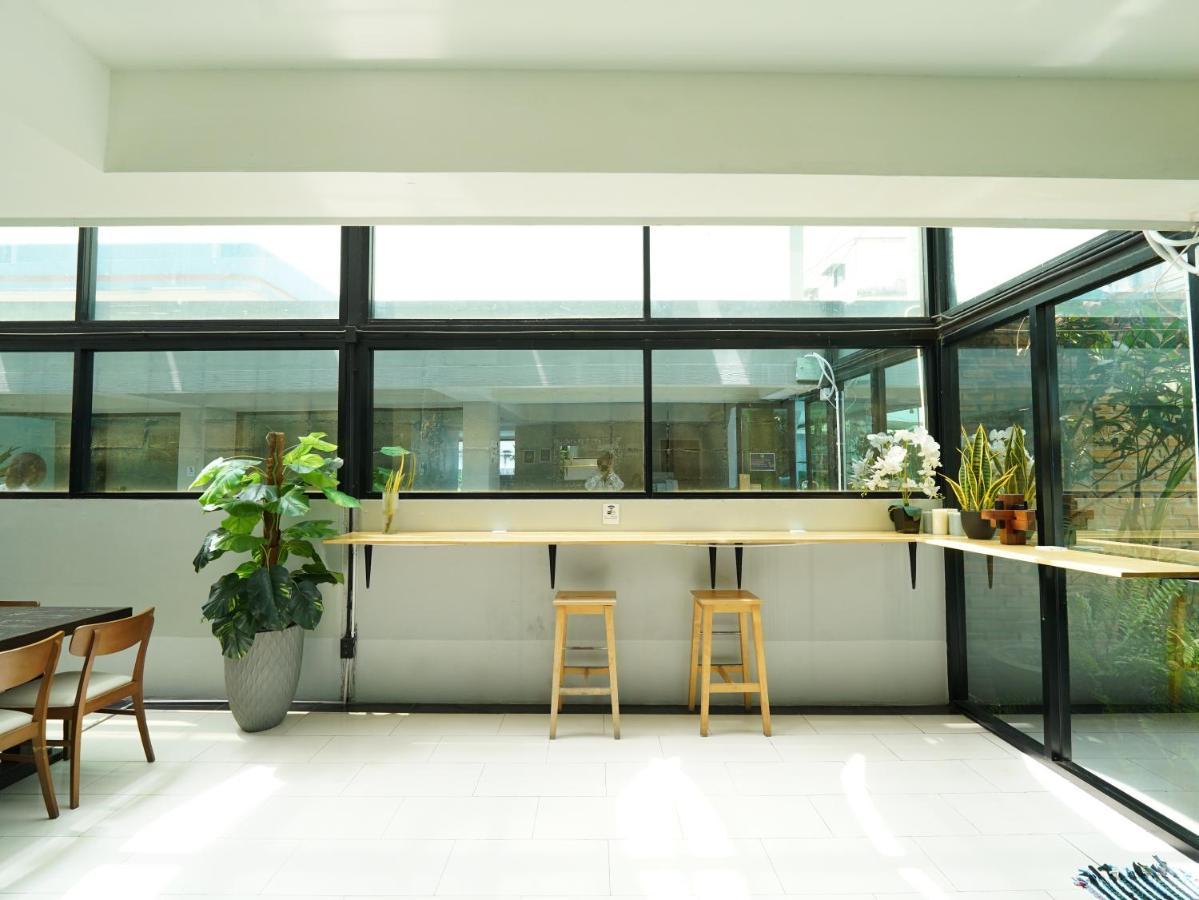 Roomquest Bangkok Don Mueang Airport Ngoại thất bức ảnh