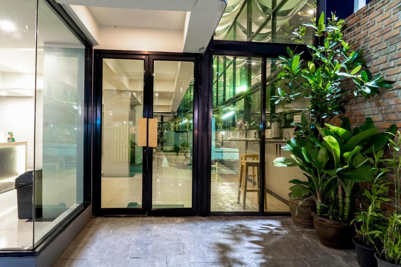 Roomquest Bangkok Don Mueang Airport Ngoại thất bức ảnh
